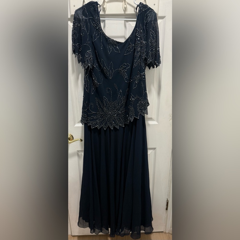 J Kara Elegant Navy Beaded Dress - Mother of the Bride or Formal Evening Size 18